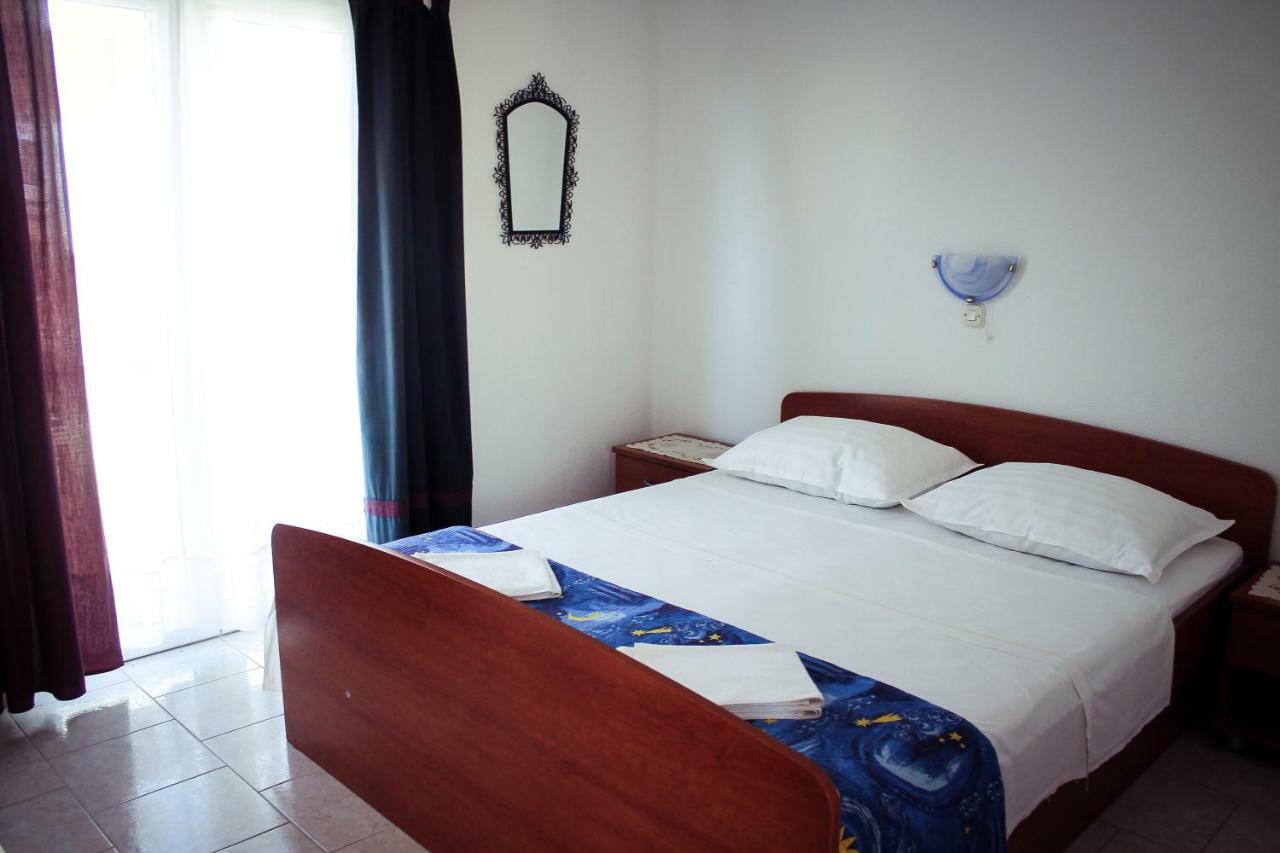 Villa Jasminka Podgora Ngoại thất bức ảnh